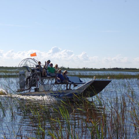 a small boat in a body of water